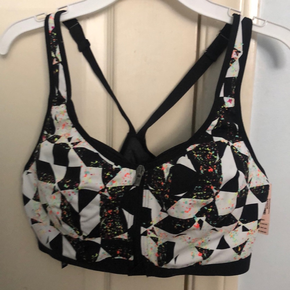 Knockout by Victoria’s Secret sports bra 36C NWT